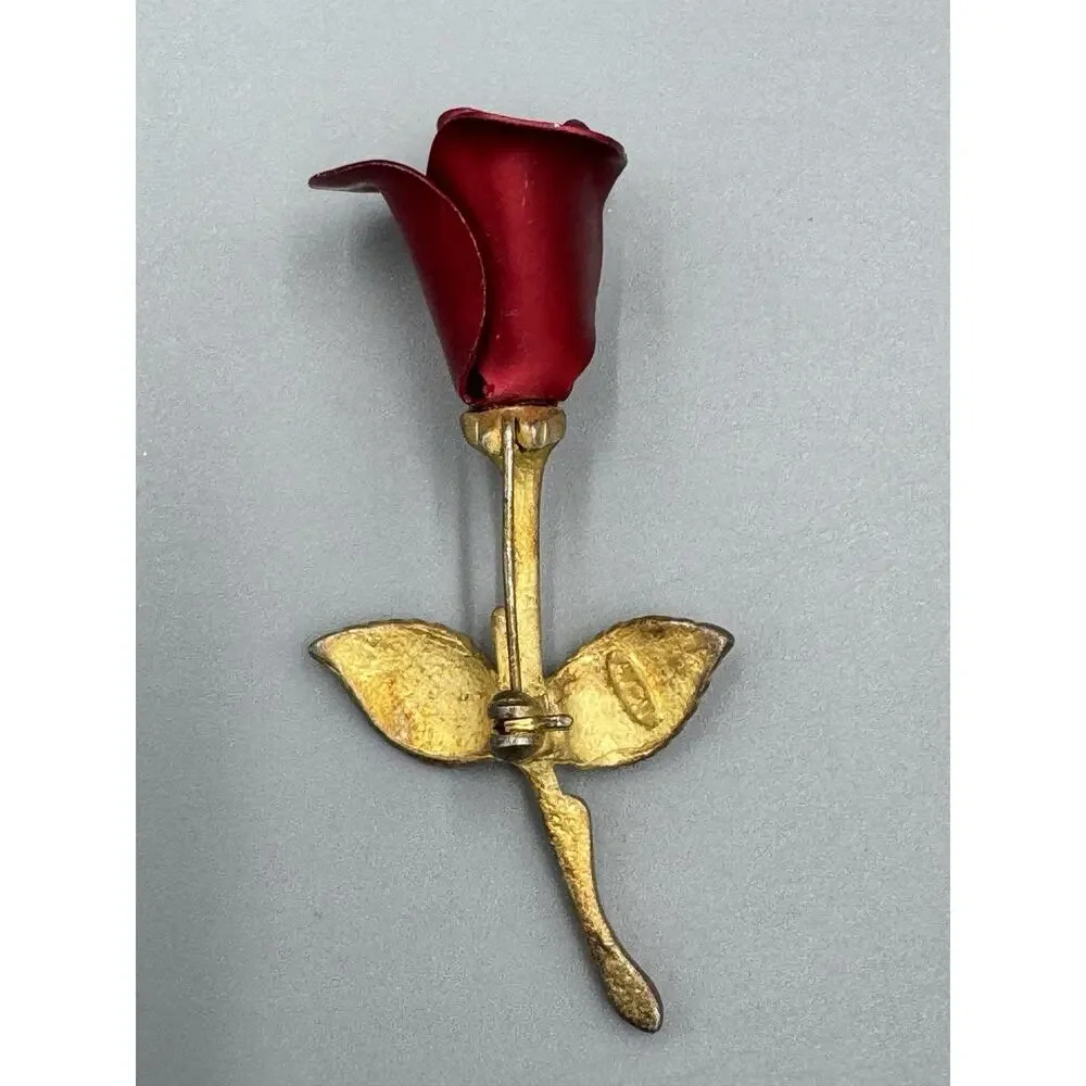 Vintage Avon Red Rose Bud Gold Colored Stem‎ Brooch Lapel Pin
